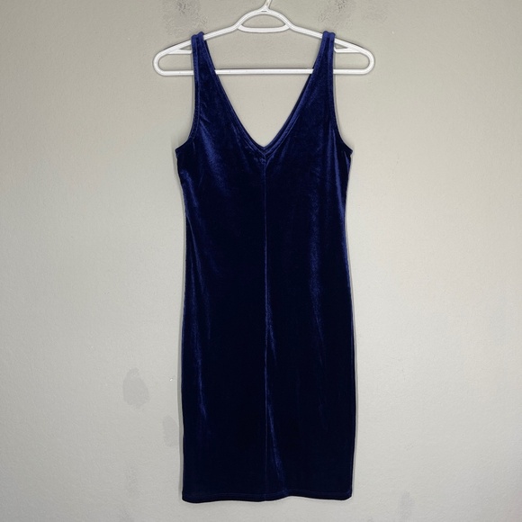 Forever 21 Women's L Velvet Bodycon Dress V Neck Sleeveless Blue Party Stretch - Picture 1 of 8